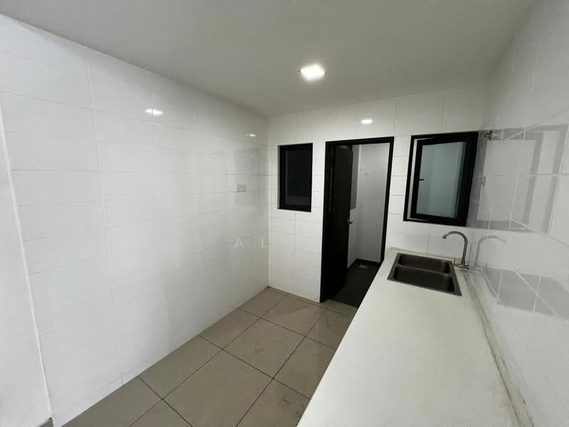 Service Residence for Sale at Service Residence @ Landmark Residence 2 - Alex Yap - Kitchen - PropertyGuru.com.my