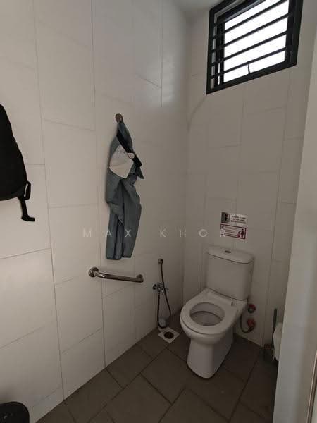 Shop / Office untuk Disewa di Shah Alam (Selangor) - Max Khor Phor xiong - Bathroom - PropertyGuru.com.my