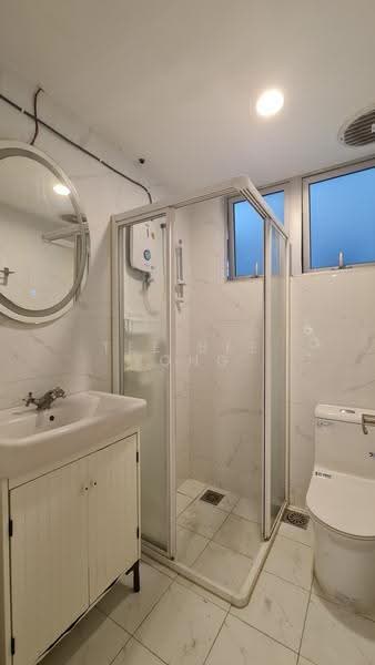 Condominium for Rent at Bayu Angkasa - Tee Bee Yong - Bathroom - PropertyGuru.com.my
