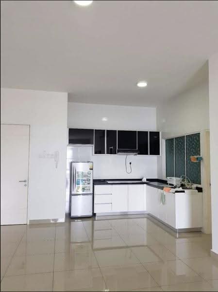 Pangsapuri untuk Disewa di Nusa Heights (Nusa Puncak) - Robbie Tan - Kitchen - PropertyGuru.com.my