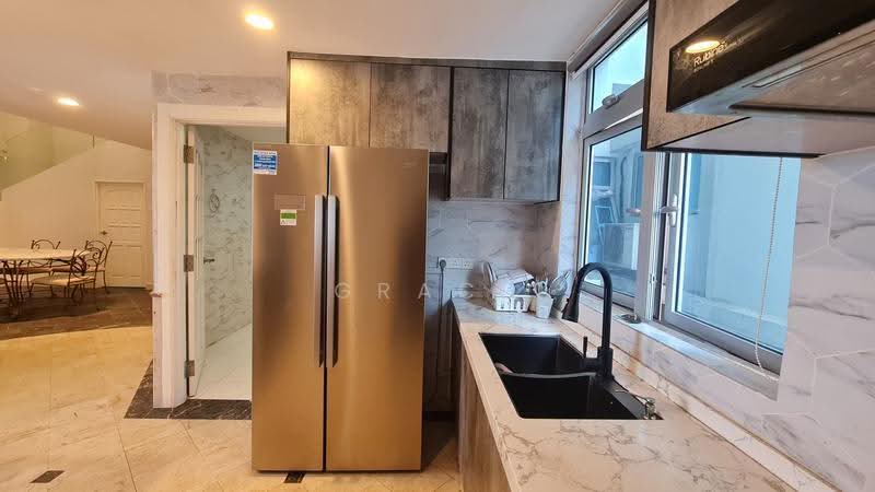 Kondominium untuk Disewa di Bayu Angkasa - Grace Tham - Kitchen - PropertyGuru.com.my
