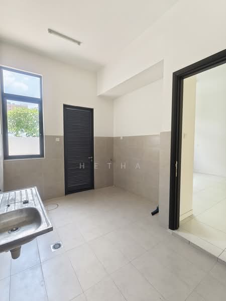3-storey Terraced House for Rent in Taman Melawati (Ulu Kelang) - Hetha Chan - Kitchen - PropertyGuru.com.my