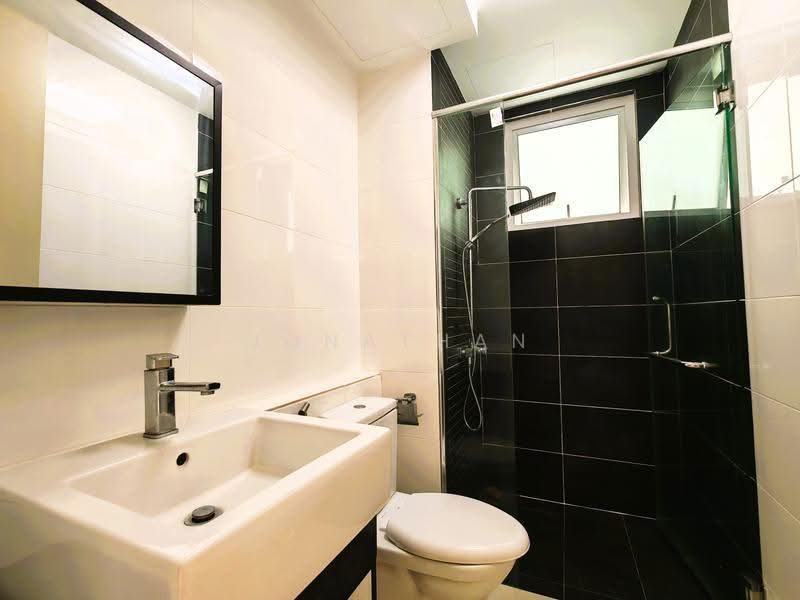Kediaman Servis untuk Dijual di Temasya 8 - Jonathan Raj - Bathroom - PropertyGuru.com.my