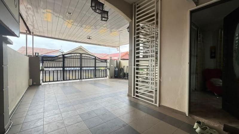 Rumah Teres 1.5-Tingkat untuk Dijual di Kepala Batas (Penang) - Azura Ghani - Exterior - PropertyGuru.com.my