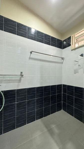 Rumah Teres 1.5-Tingkat untuk Dijual di Kepala Batas (Penang) - Azura Ghani - Bathroom - PropertyGuru.com.my