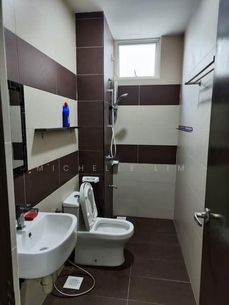 Condominium for Rent at M Condominium @ Larkin - Michelle Lim - Bathroom - PropertyGuru.com.my