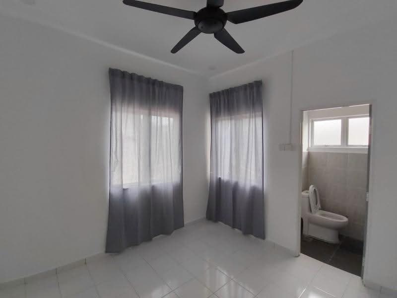 2-storey Terraced House for Sale in Usj 1 (Subang Jaya) - Ken Lai - Bathroom - PropertyGuru.com.my