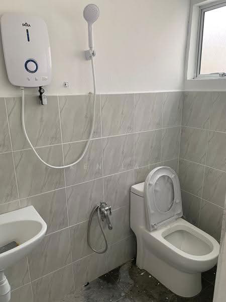 2-storey Terraced House for Sale in Usj 1 (Subang Jaya) - Ken Lai - Bathroom - PropertyGuru.com.my