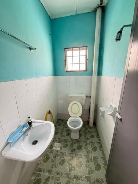 2-storey Terraced House for Sale in Bukit Sentosa (Rawang) - Tom Yip - Bathroom - PropertyGuru.com.my