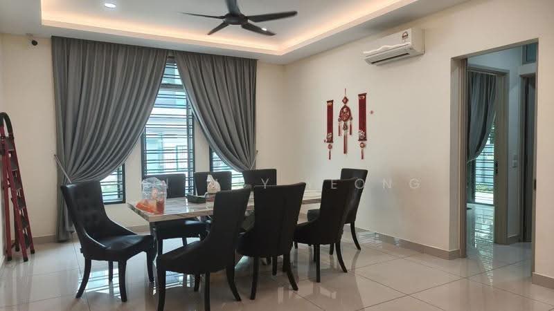 Rumah Berkembar untuk Dijual di Taman Sutera (Johor Bahru) - Shi May Yeong - Dining Room - PropertyGuru.com.my
