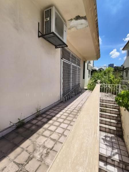 Bungalow House for Sale in Taman Taynton View (Cheras) - Hetha Chan - Exterior - PropertyGuru.com.my