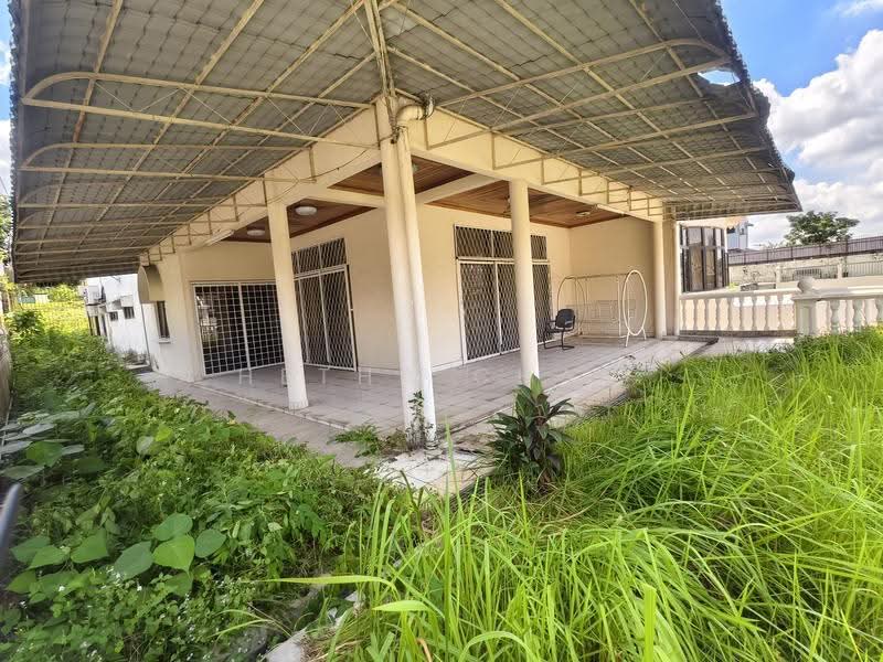 Bungalow House for Sale in Taman Taynton View (Cheras) - Hetha Chan - Exterior - PropertyGuru.com.my