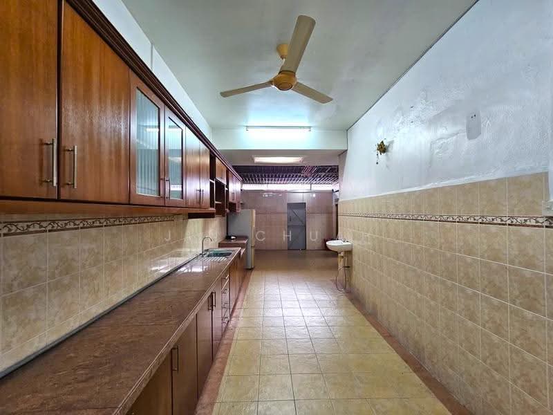 Rumah Teres 1-Tingkat untuk Dijual di Jelutong (Penang) - Jin Chuah - Kitchen - PropertyGuru.com.my