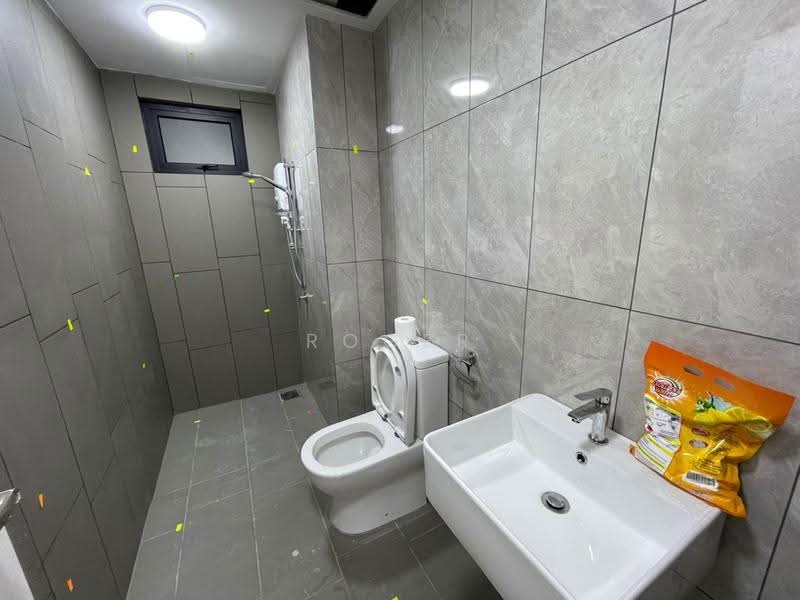 Kondominium untuk Disewa di Tuai Residence - Roger Phang - Bathroom - PropertyGuru.com.my