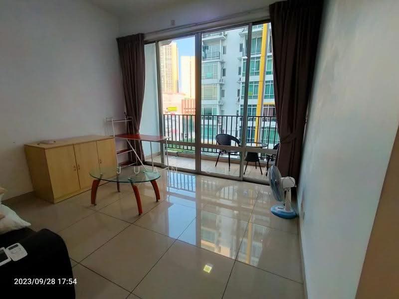 Kediaman Servis untuk Disewa di Greenfield Regency - Juan Chua - Balcony - PropertyGuru.com.my
