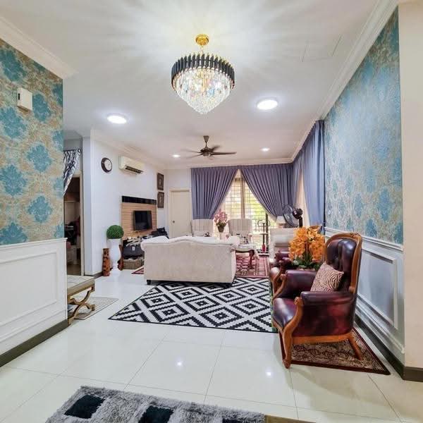 Semi-Detached House for Sale in Seksyen 24 (Shah Alam) - Adzura Zamedin - Living Room - PropertyGuru.com.my
