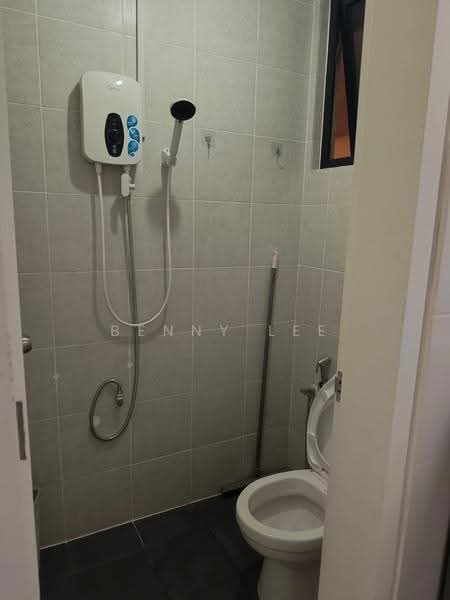 Kediaman Servis untuk Disewa di MKH Boulevard II - Benny Lee - Bathroom - PropertyGuru.com.my