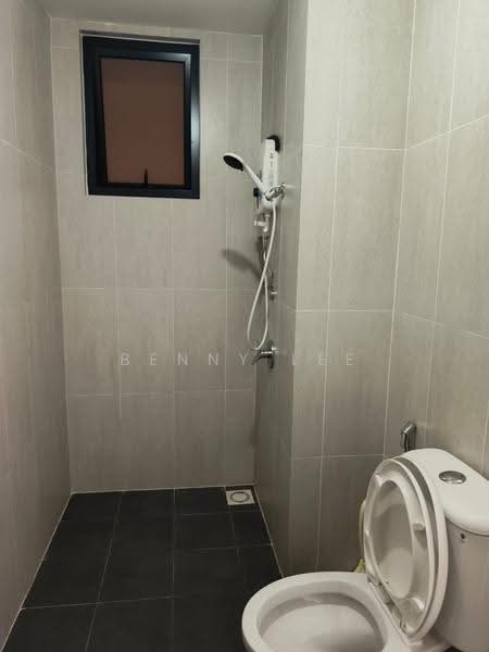 Kediaman Servis untuk Disewa di MKH Boulevard II - Benny Lee - Bathroom - PropertyGuru.com.my