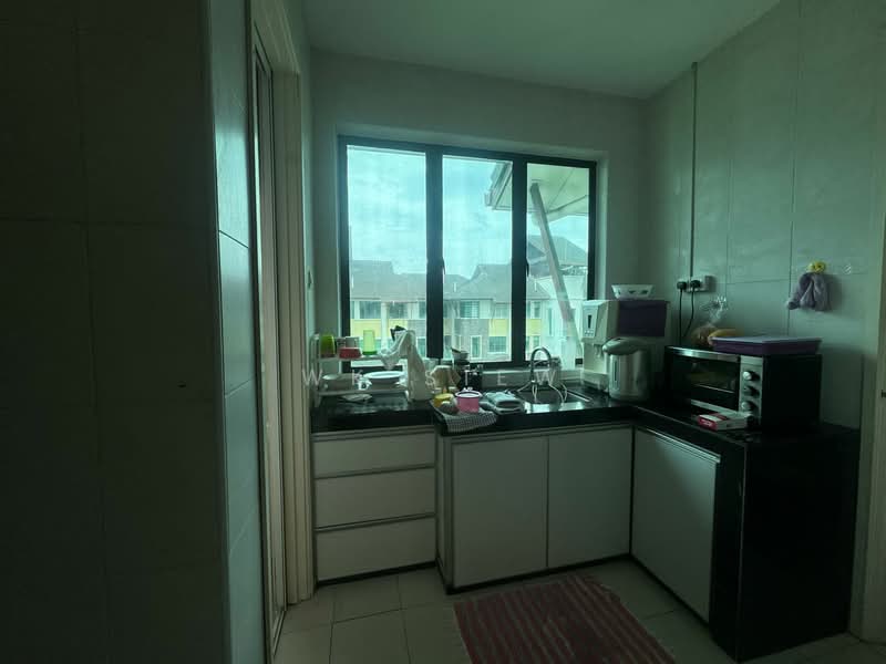 Rumah Bandar untuk Dijual di Bandar Tun Hussein Onn (Cheras) - WK Siew - Kitchen - PropertyGuru.com.my