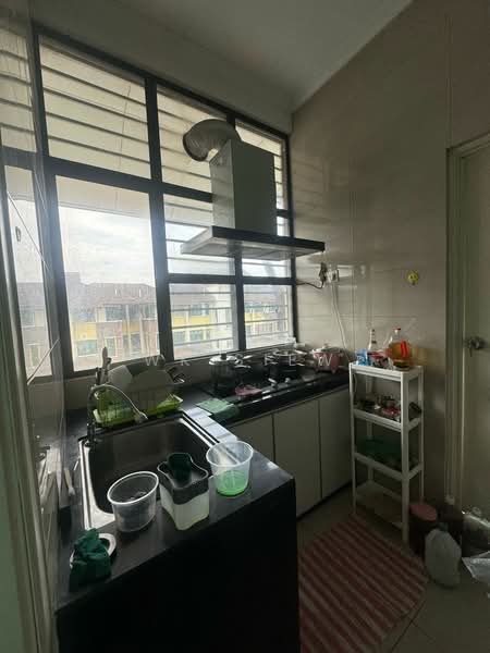 Rumah Bandar untuk Dijual di Bandar Tun Hussein Onn (Cheras) - WK Siew - Kitchen - PropertyGuru.com.my