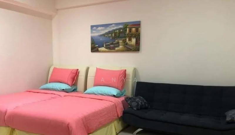 Kondominium untuk Dijual di By The Sea - Panya Rith - Bedroom - PropertyGuru.com.my