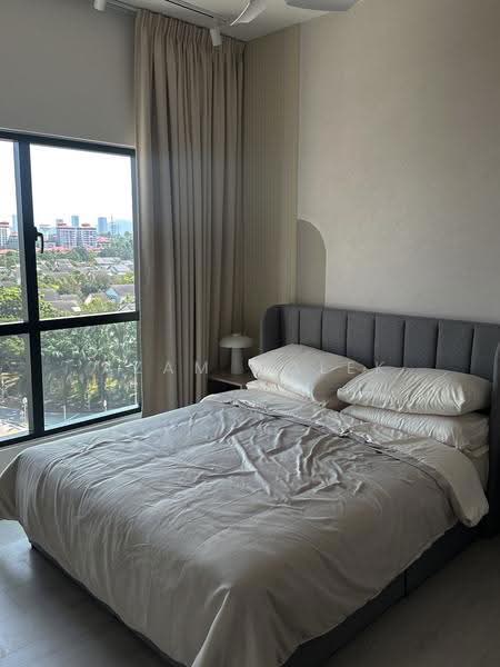 Kediaman Servis untuk Dijual di Maya Ara Residences - Azam Malek - Bedroom - PropertyGuru.com.my