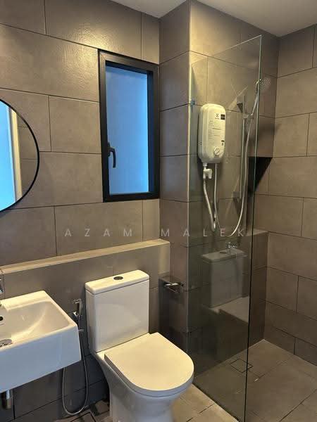 Kediaman Servis untuk Dijual di Maya Ara Residences - Azam Malek - Bathroom - PropertyGuru.com.my