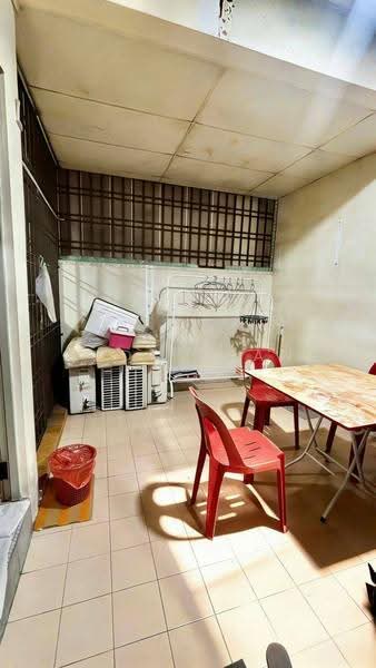 Rumah Teres 2-Tingkat untuk Dijual di Taman Desa Cemerlang (Ulu Tiram) - Eddy Chan - Interior - PropertyGuru.com.my