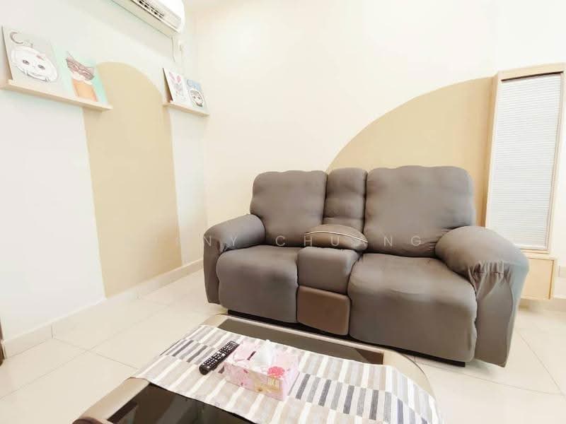 Kondominium untuk Disewa di PARC Regency (Residensi Masai) - Sunny Chuang - Living Room - PropertyGuru.com.my