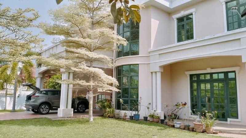 Bungalow House for Sale in Sepang (Selangor) - Asri Annuar - Exterior - PropertyGuru.com.my