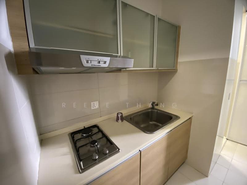 Kediaman Servis untuk Dijual di Twins @ Damansara Heights - Reeve Thang - Kitchen - PropertyGuru.com.my
