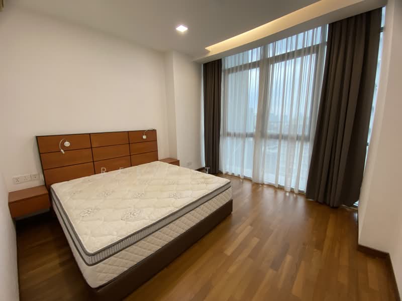 Kediaman Servis untuk Dijual di Twins @ Damansara Heights - Reeve Thang - Master Bedroom - PropertyGuru.com.my