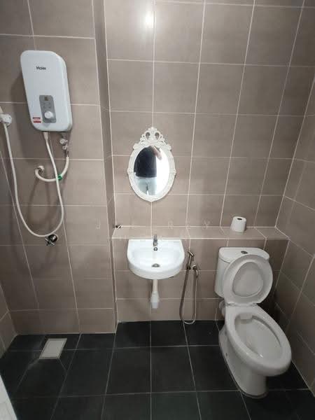Pangsapuri untuk Dijual di Opal - Jeffrey Hoon - Bathroom - PropertyGuru.com.my