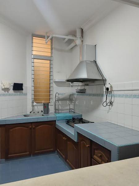 Pangsapuri untuk Disewa di Nova II - Frankie Sing - Kitchen - PropertyGuru.com.my
