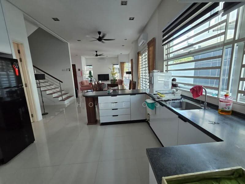 Semi-Detached House for Sale in Tanjung Bungah (Penang) - Phoebe Oon - Kitchen - PropertyGuru.com.my