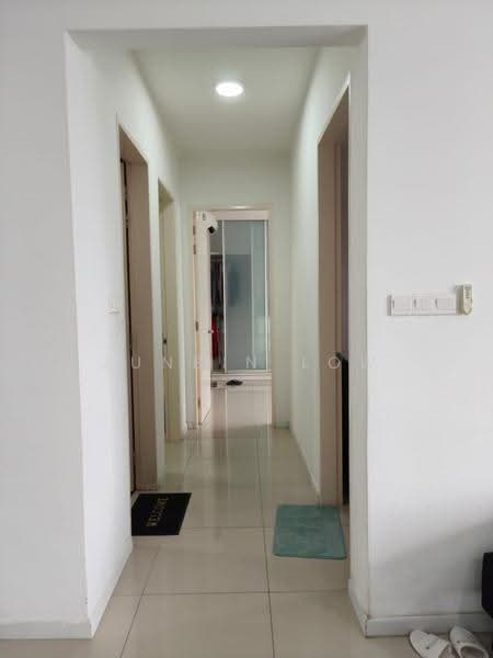 Condominium for Sale at Paragon 3 - Junbin Low - Corridor - PropertyGuru.com.my