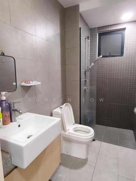 Condominium for Sale at Paragon 3 - Junbin Low - Bathroom - PropertyGuru.com.my