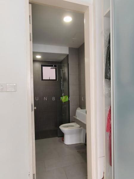 Condominium for Sale at Paragon 3 - Junbin Low - Bathroom - PropertyGuru.com.my
