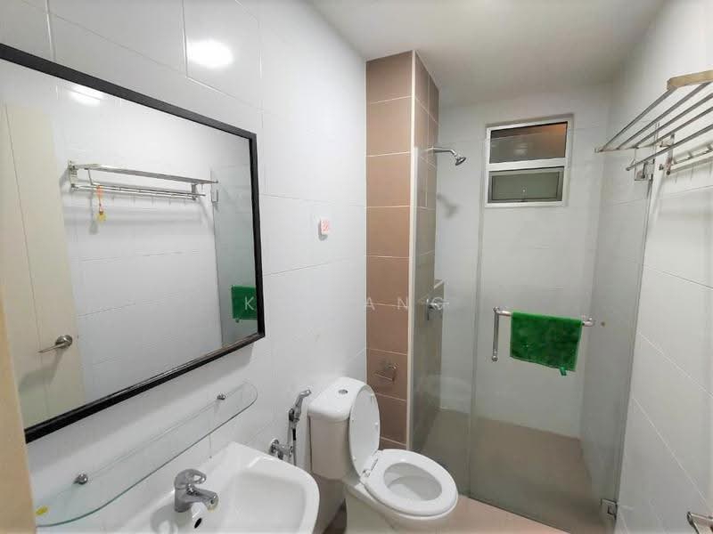 Kondominium untuk Disewa di Fairway Suites - KL Pang - Bathroom - PropertyGuru.com.my
