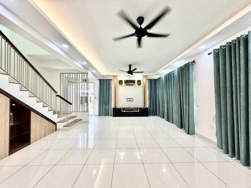 2-storey Terraced House for Sale in Elmina (Shah Alam) - Mohammad Din Majid - Living Room - PropertyGuru.com.my