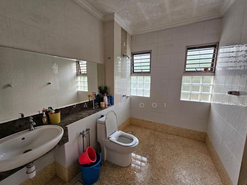 2-storey Terraced House for Sale in Putra Avenue (Subang Jaya) - Jason Ooi - Bathroom - PropertyGuru.com.my