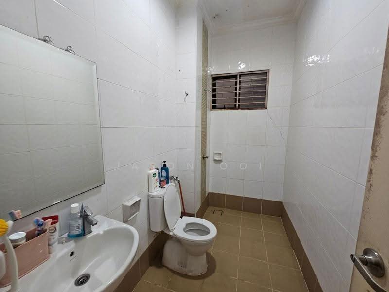 2-storey Terraced House for Sale in Putra Avenue (Subang Jaya) - Jason Ooi - Bathroom - PropertyGuru.com.my