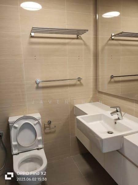 Kediaman Servis untuk Dijual di The Astaka @ 1 Bukit Senyum - Javenthan Ng - Bathroom - PropertyGuru.com.my