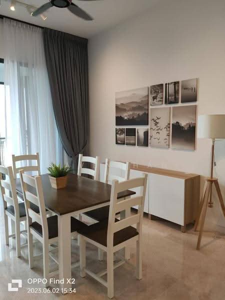 Kediaman Servis untuk Dijual di The Astaka @ 1 Bukit Senyum - Javenthan Ng - Dining Room - PropertyGuru.com.my