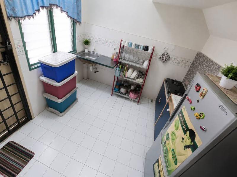 Rumah Teres 2-Tingkat untuk Dijual di Puncak Alam (Selangor) - Zann Fauzan - Kitchen - PropertyGuru.com.my
