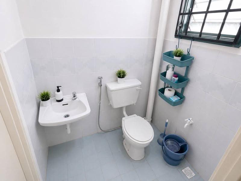 Rumah Teres 2-Tingkat untuk Dijual di Puncak Alam (Selangor) - Zann Fauzan - Bathroom - PropertyGuru.com.my