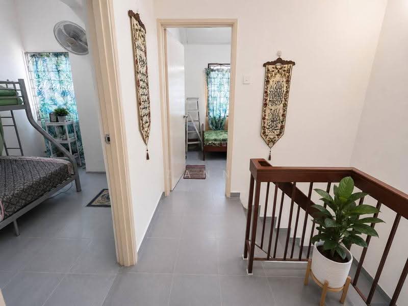 Rumah Teres 2-Tingkat untuk Dijual di Puncak Alam (Selangor) - Zann Fauzan - Corridor - PropertyGuru.com.my