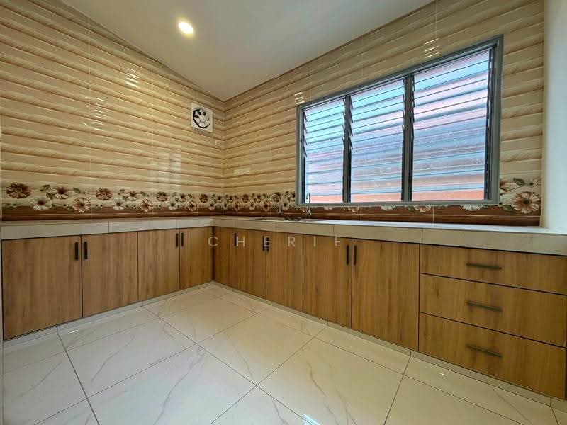 Semi-Detached House for Sale in Taman Kampar (Ipoh) - Cherie Chong - PropertyGuru.com.my