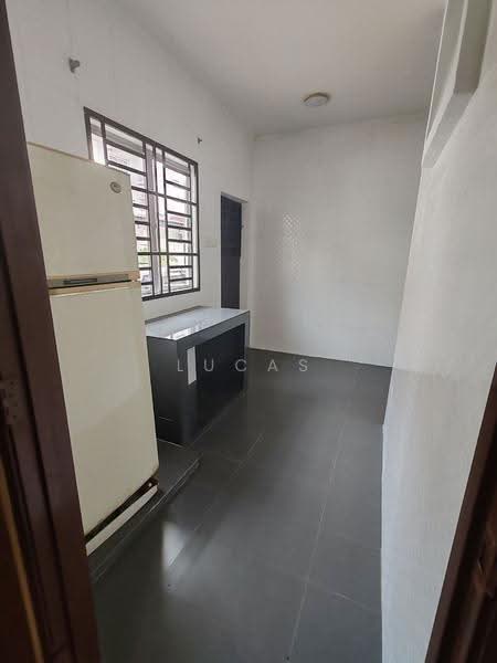 Rumah Teres 2-Tingkat untuk Disewa di Bukit Indah (Iskandar Puteri (Nusajaya)) - Lucas Tan - Kitchen - PropertyGuru.com.my