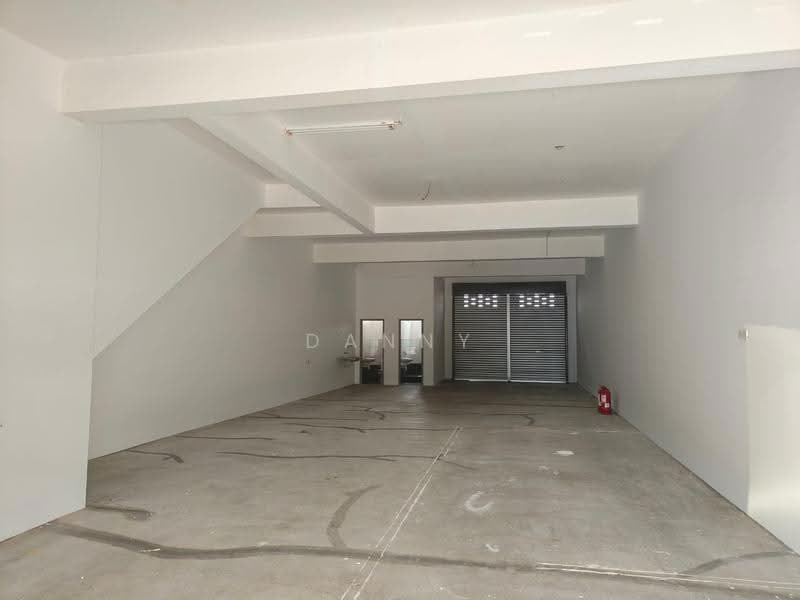 Shop / Office for Sale in Bandar Indahpura (Kulai) - Danny See - Interior - PropertyGuru.com.my